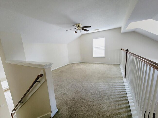Building Photo - 15635 Kentwater Ct