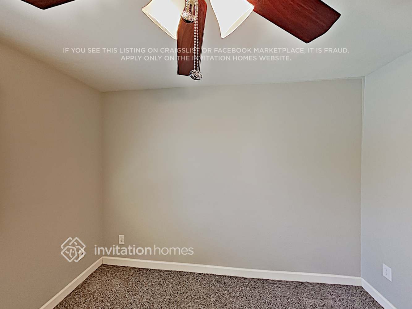 Building Photo - 5424 S El Camino Dr