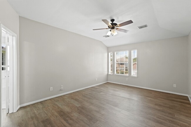 Building Photo - 2922 Glencullen Ln