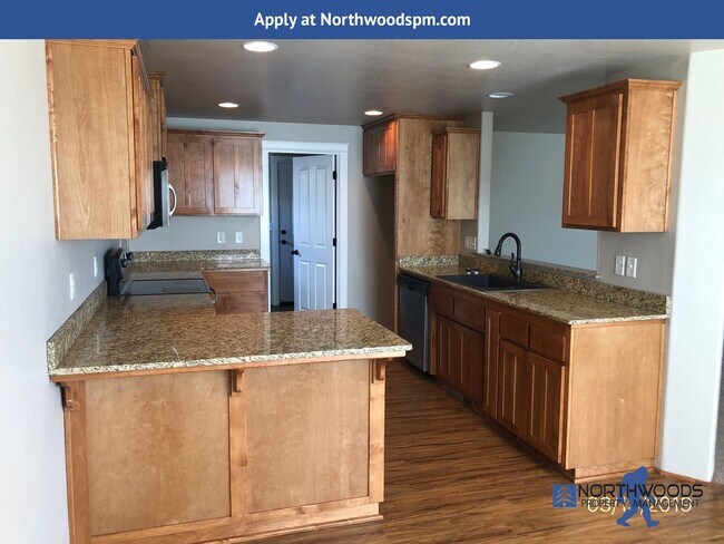 Building Photo - Welcome Home to this Beautiful 1982 Sq. Foot  4 bedroom, 2.5 bath house.