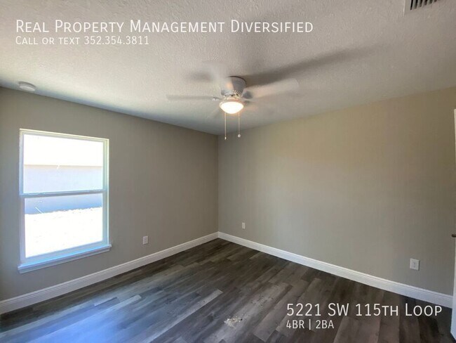 Building Photo - 5221 SW 115th Loop
