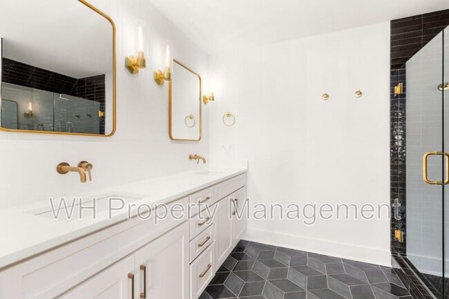 Building Photo - 500 Hobson Chapel Pl