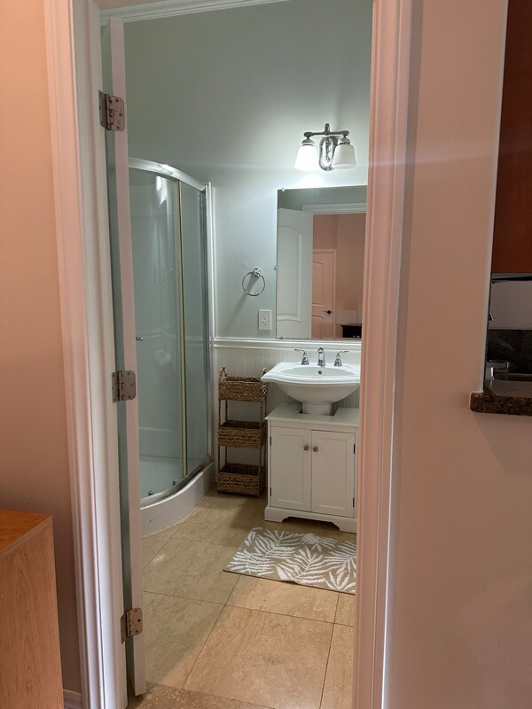 Building Photo - 595 Kumulani Dr