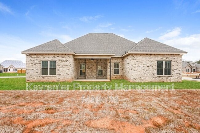 Building Photo - 205 Emberwood Way