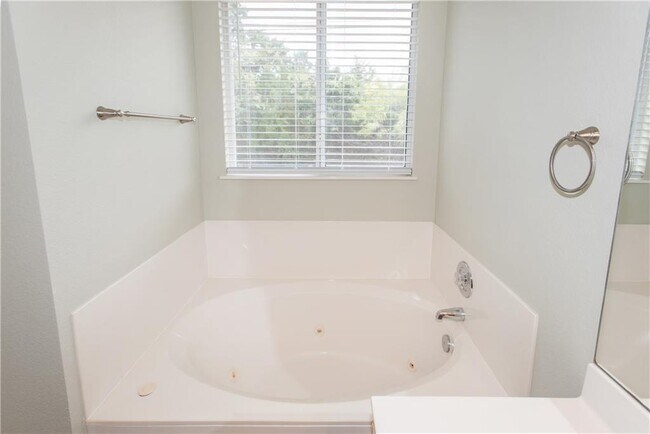 Building Photo - 4908 Quick Water Cove