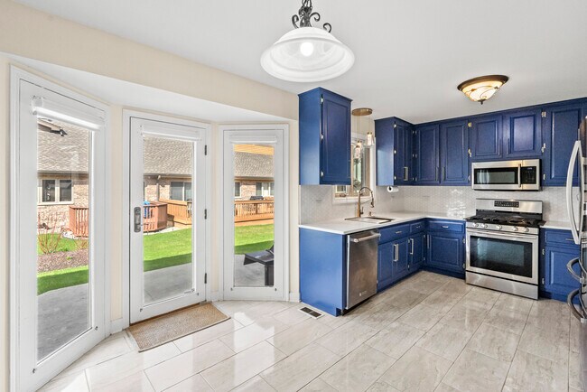 Building Photo - 11742 Lighthouse Ln