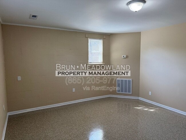 Building Photo - 5200 John Hall Rd