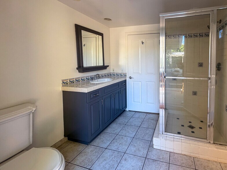 Building Photo - 13459 Erwin St