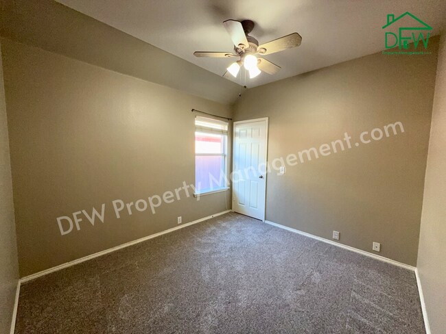 Building Photo - 3024 Peppercorn Dr