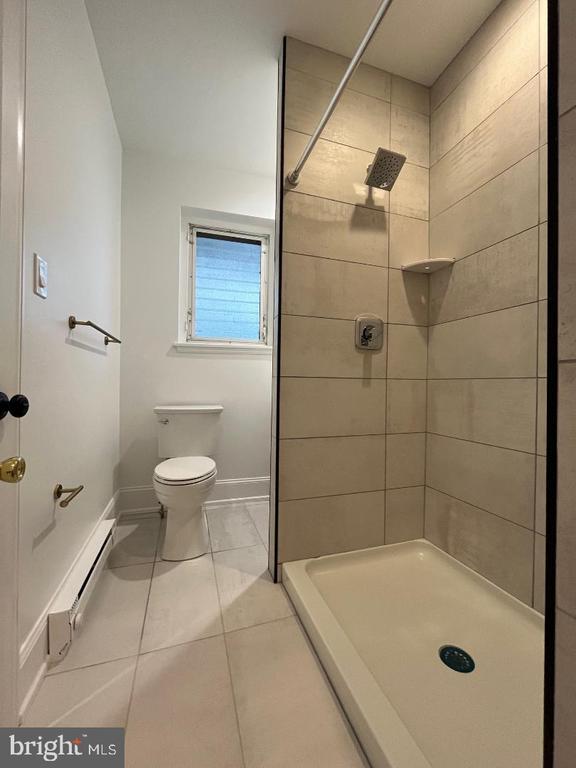 Building Photo - 537 S Walnut St