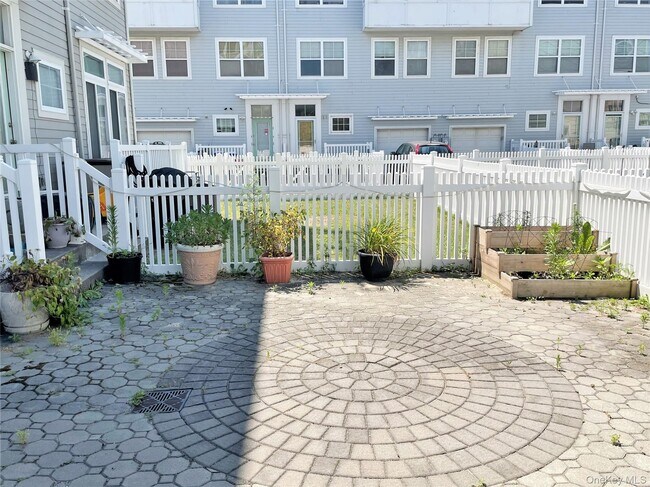 Building Photo - 2-45 Beach Breeze Ln
