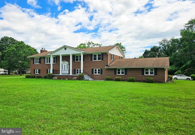 Building Photo - 5084 Sands Rd