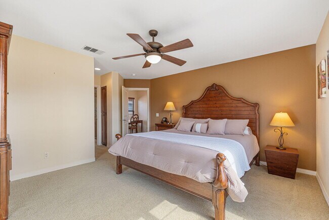 Building Photo - 52230 Desert Spoon Ct