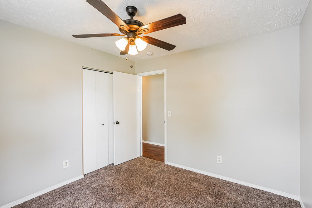 Building Photo - 2735 Sutherland Dr