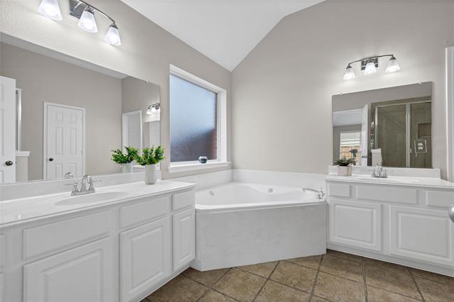 Building Photo - 7559 Seawood Dr