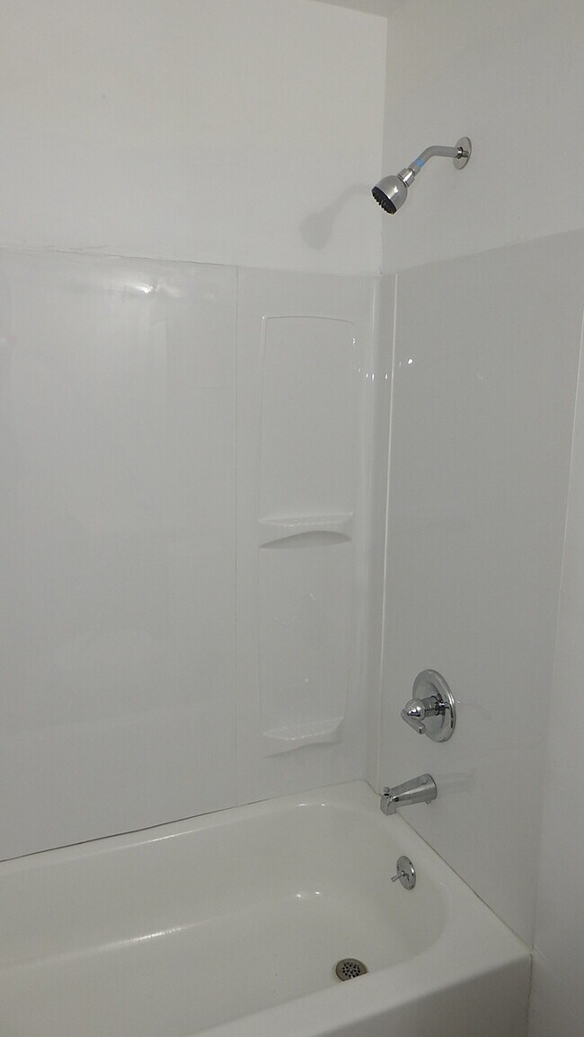 Building Photo - Cozy 1 bedroom and 1 bath Duplex located on Maier Dr in Belton