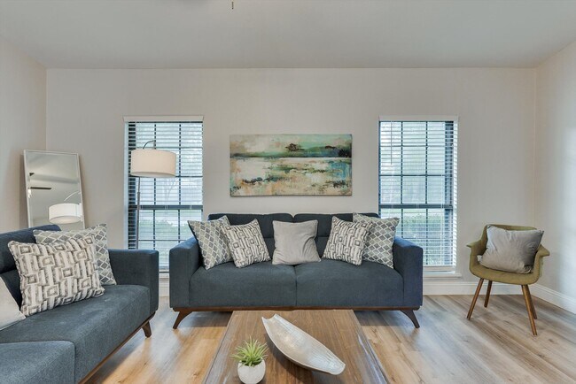 Building Photo - 11622 Cotillion Dr