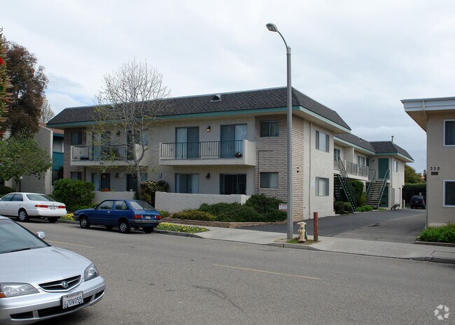 Primary Photo - 324 Ellwood Beach Dr