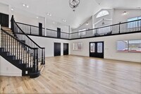 Building Photo - 4611 S Merrivale Pl