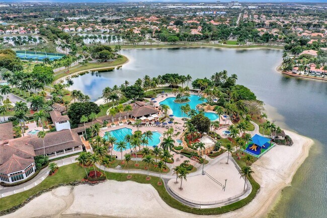 Building Photo - 10880 NW 58th Terrace