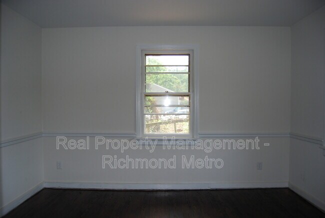 Building Photo - 4515 Olney Dr