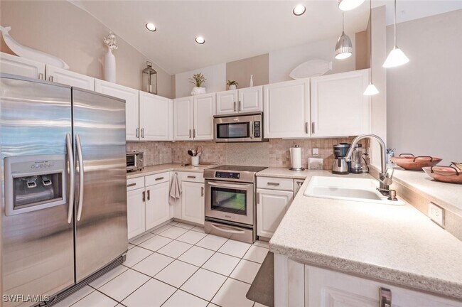 Building Photo - 15260 Cedarwood Ln