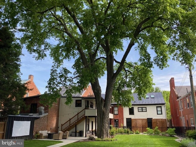 Building Photo - 130 E German St