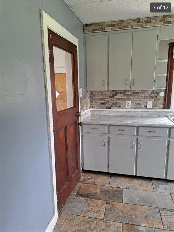 Building Photo - 524 Crestmore Ave