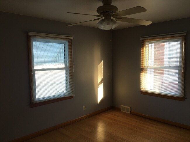 Bedroom 1 - 801 Wolff St