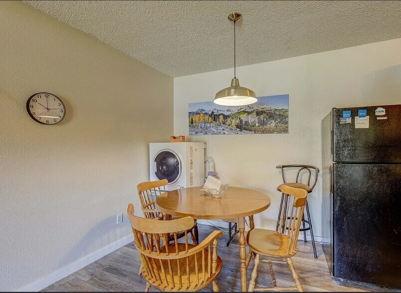 Building Photo - 16359 W 10th Ave