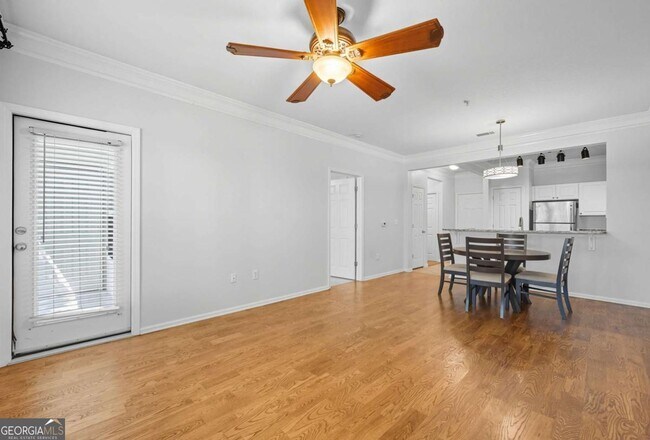 Building Photo - 1850 Cotillion Dr