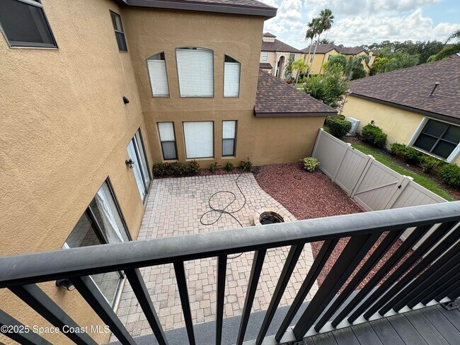 Building Photo - 1260 Talon Way