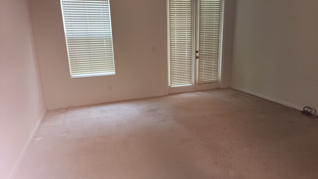 Master bedroom with porch - 1594 Common Way Rd