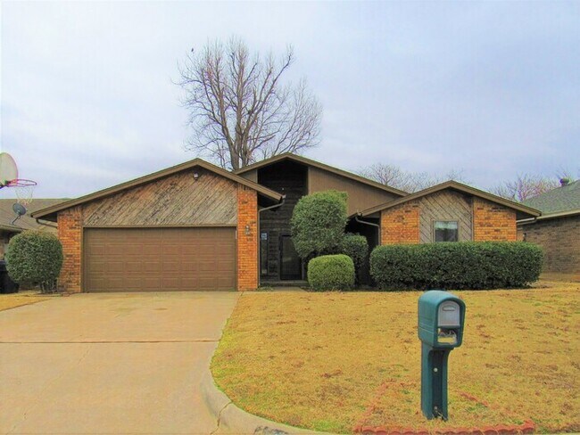 Primary Photo - 10340 Exter Ave