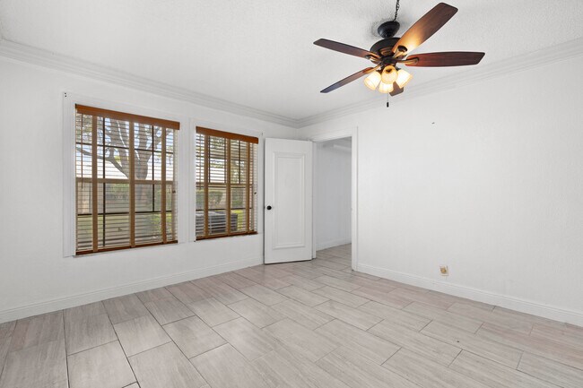 Building Photo - 192 Cape Cod Cir
