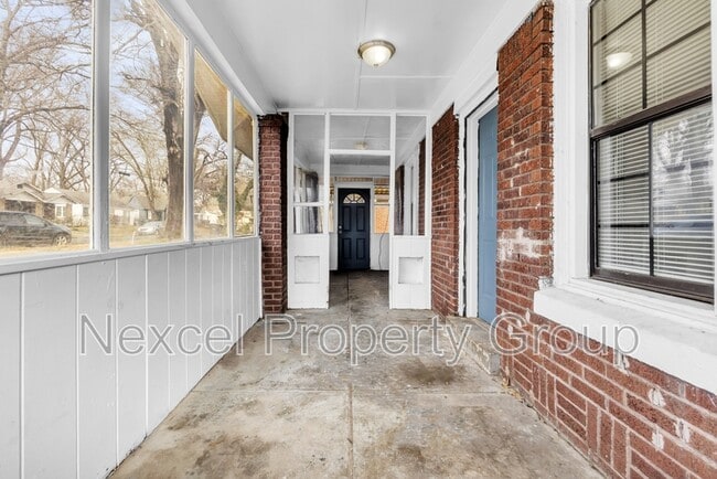 Building Photo - 580 Josephine St