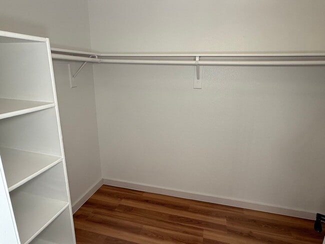 Building Photo - 1162 W 2nd Ave