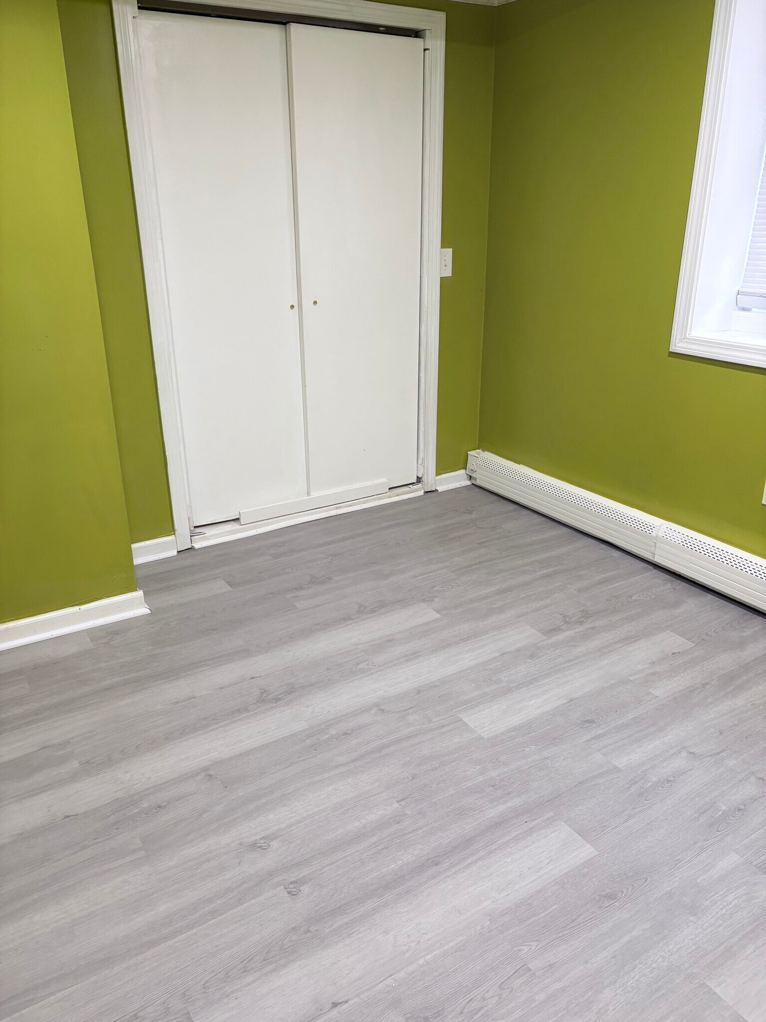 Building Photo - 50 Grand St