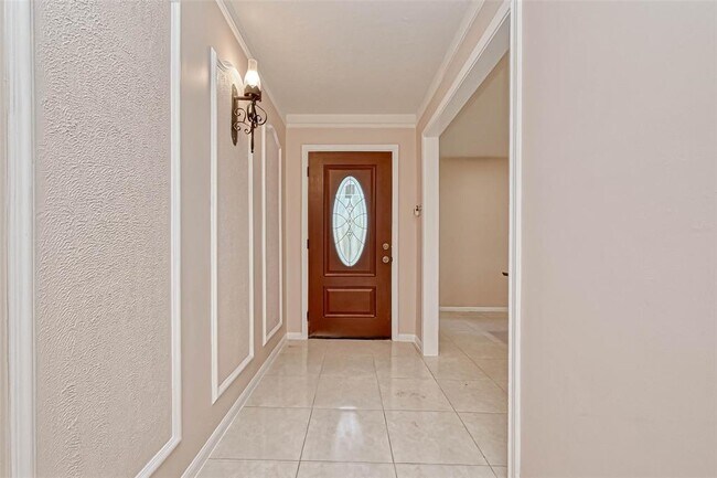 Building Photo - 11503 High Star Dr