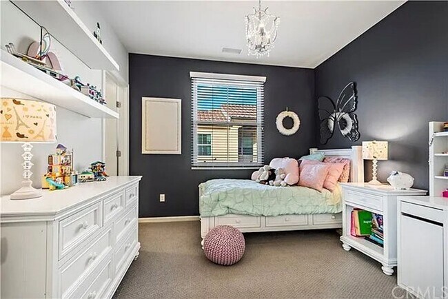 Building Photo - Beautiful 3 Bedroom, 3 Bathroom Home in Portola Springs