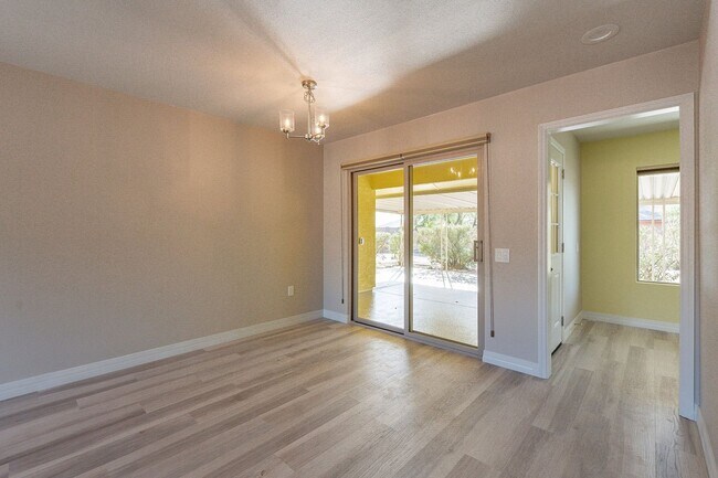 Building Photo - Modern Updated Home in Gated Community of ...