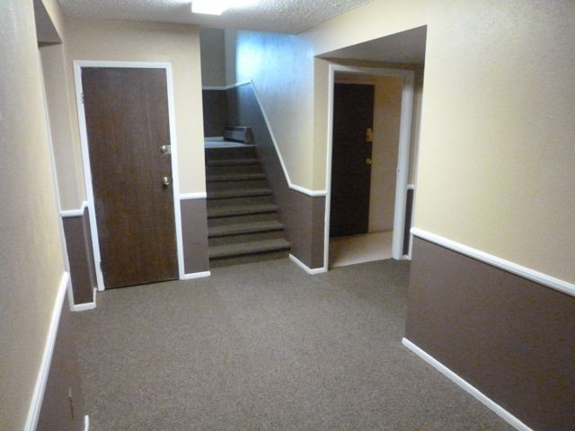 Building Photo - 7091 Hooker St