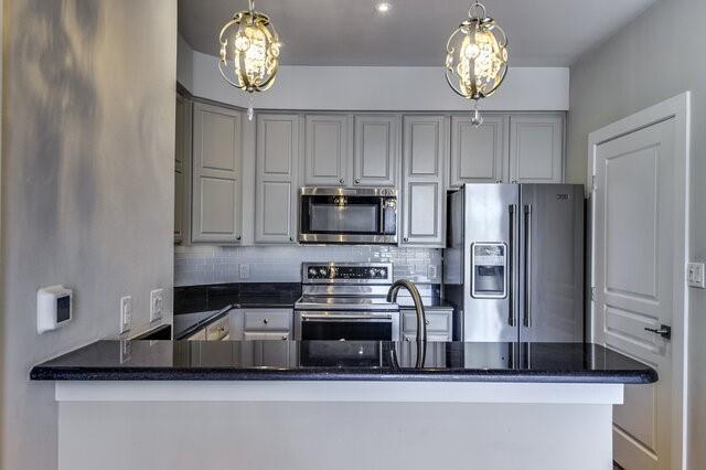 Building Photo - 3333 Darcy St