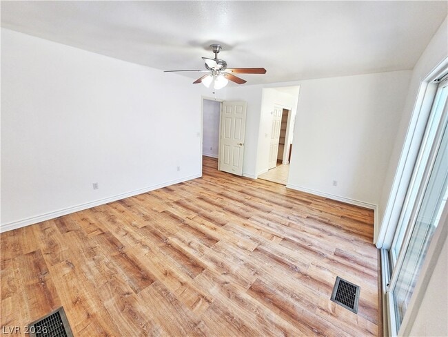 Building Photo - 5945 Badlands Ln