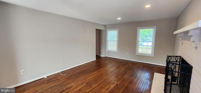 Building Photo - 3145 Elmmede Rd