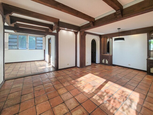 Primary Photo - Ground Floor Unit at The Pleasanton! - 2BR...