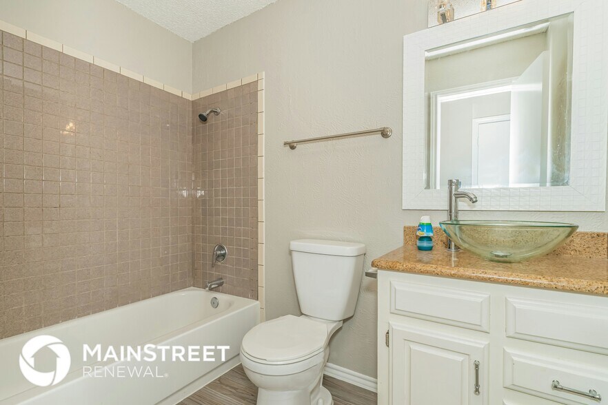 Building Photo - 112 Bluebonnet Dr