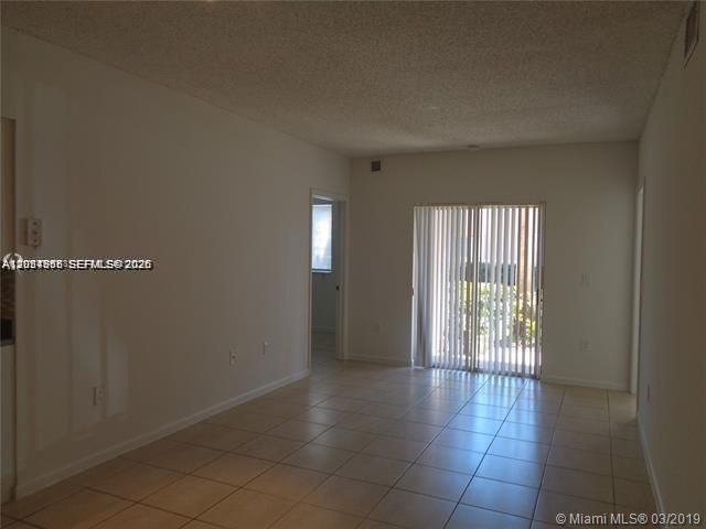Building Photo - 3271 Sabal Palm Manor
