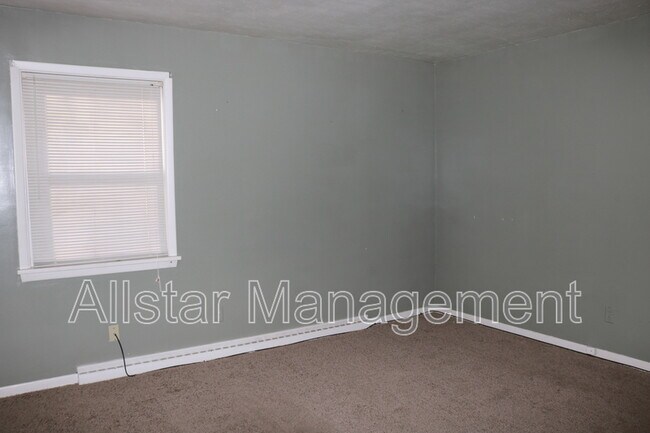 Building Photo - 26601 Lakeshore Blvd