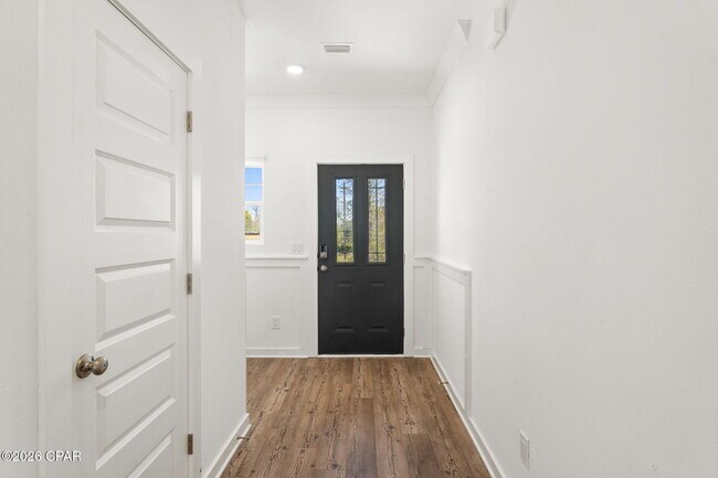 Building Photo - 409 N Gay Ave